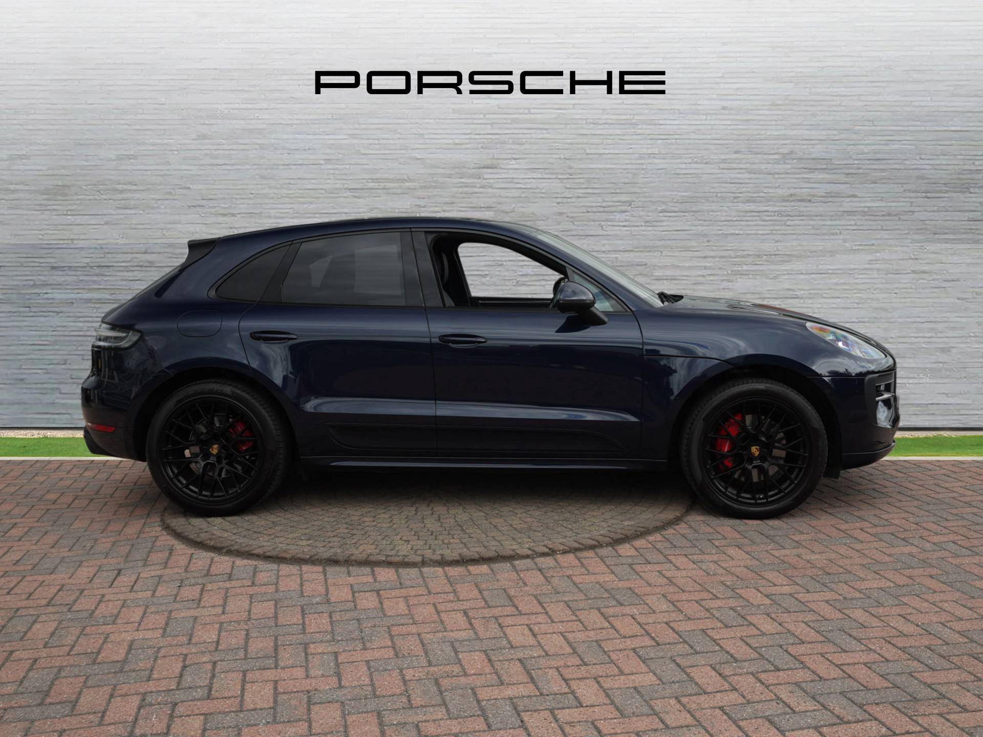 Macan GTS, photo 2 of 67