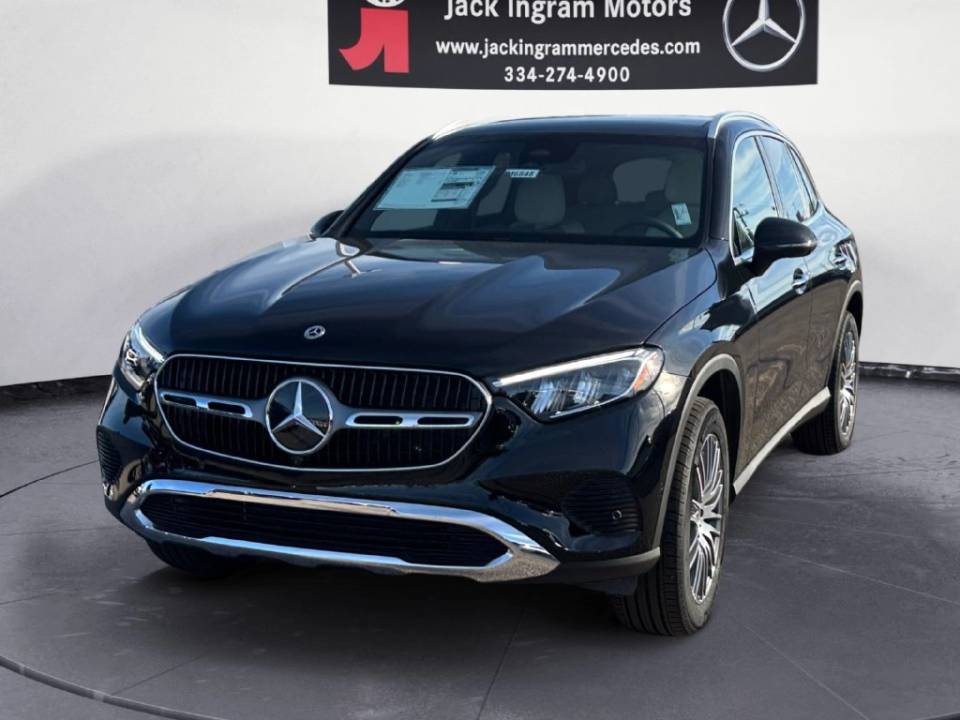 2026 Mercedes-Benz GLC Base