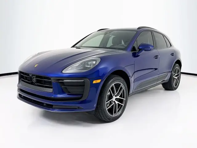 2026 Porsche Macan T - Photo 6