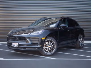 2026 Porsche Macan's photo
