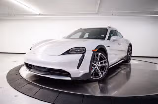 2024 Porsche Taycan 4S Cross Turismo's photo