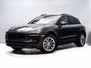 2026 Porsche Macan -'s photo