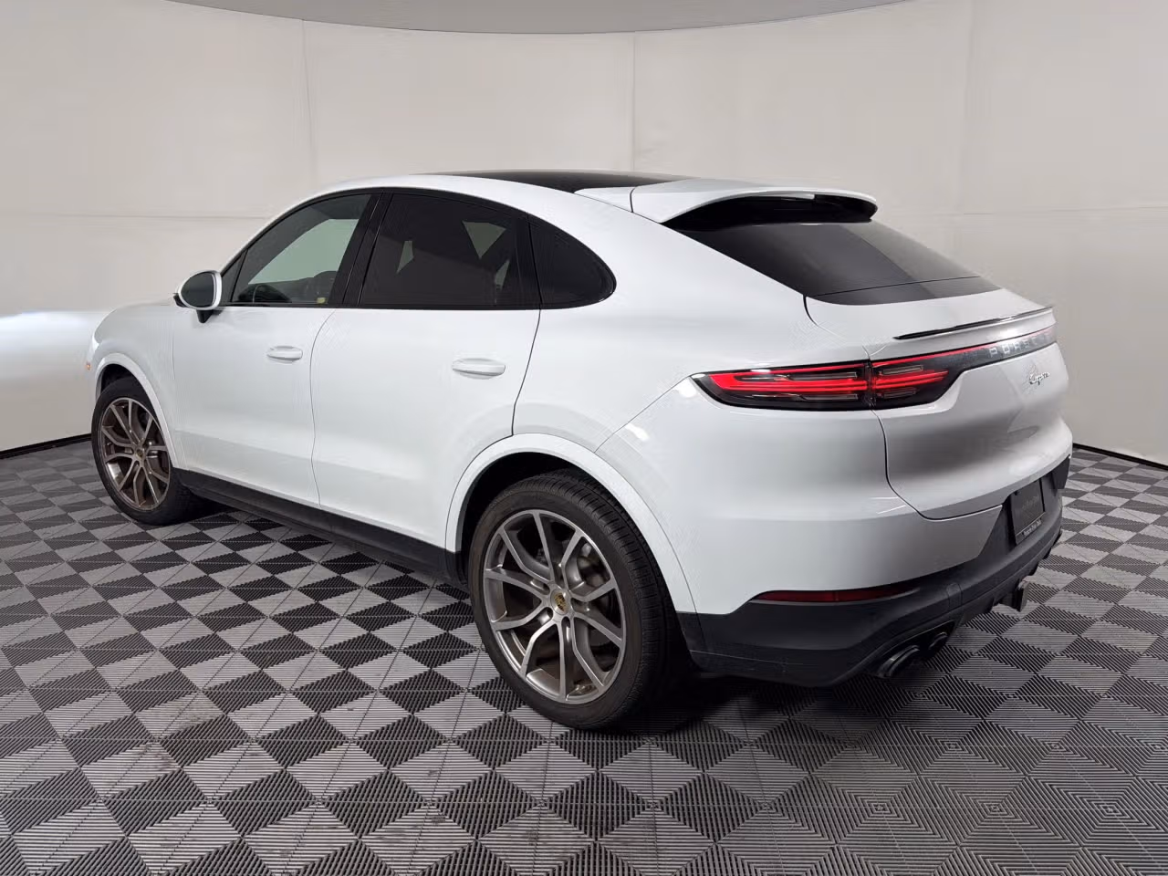 2023 Porsche Cayenne Coup 20