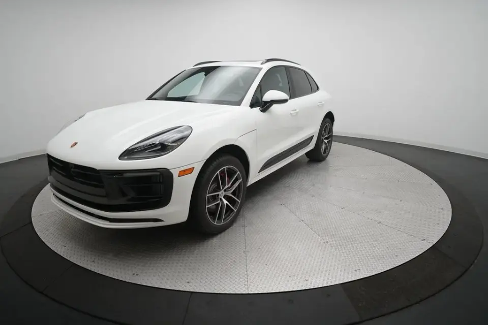 2026 Porsche Macan S - Photo 7