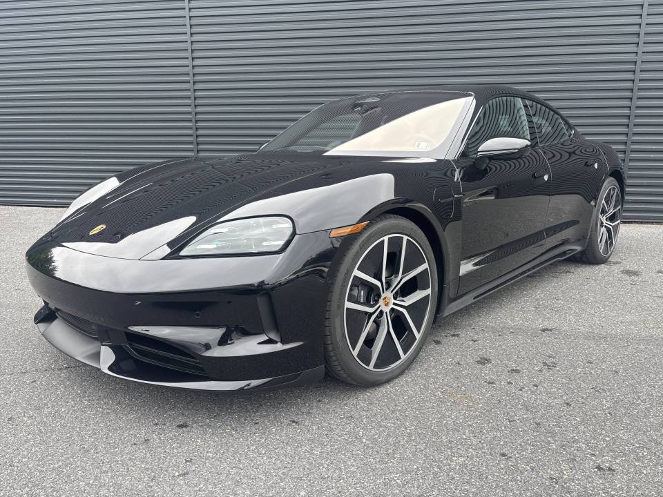 2026 Taycan 4 Black Edition listing photo