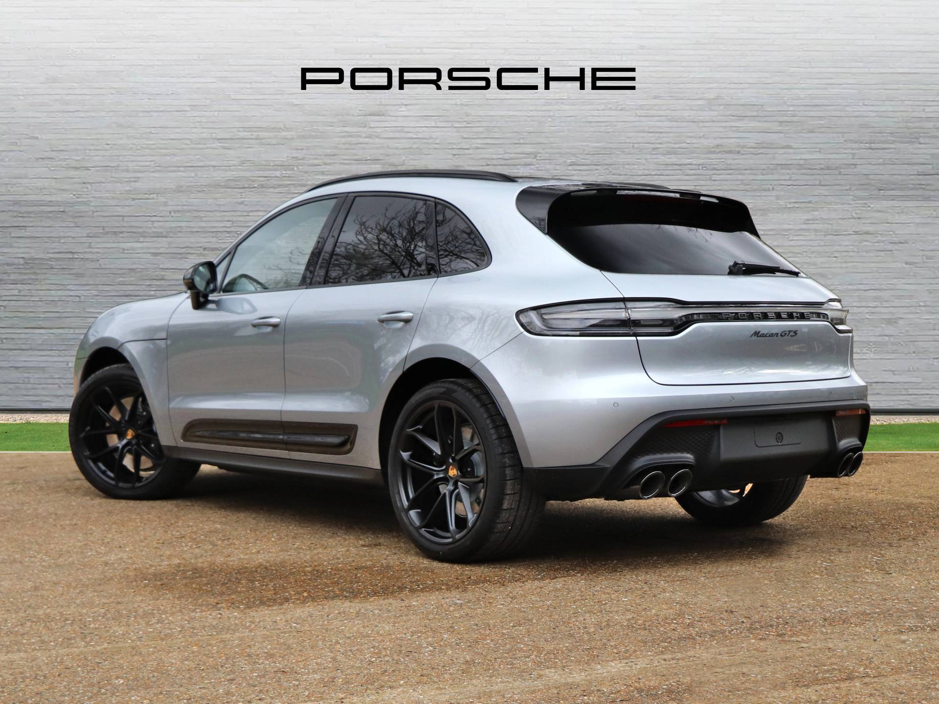 Macan GTS, photo 2 of 31