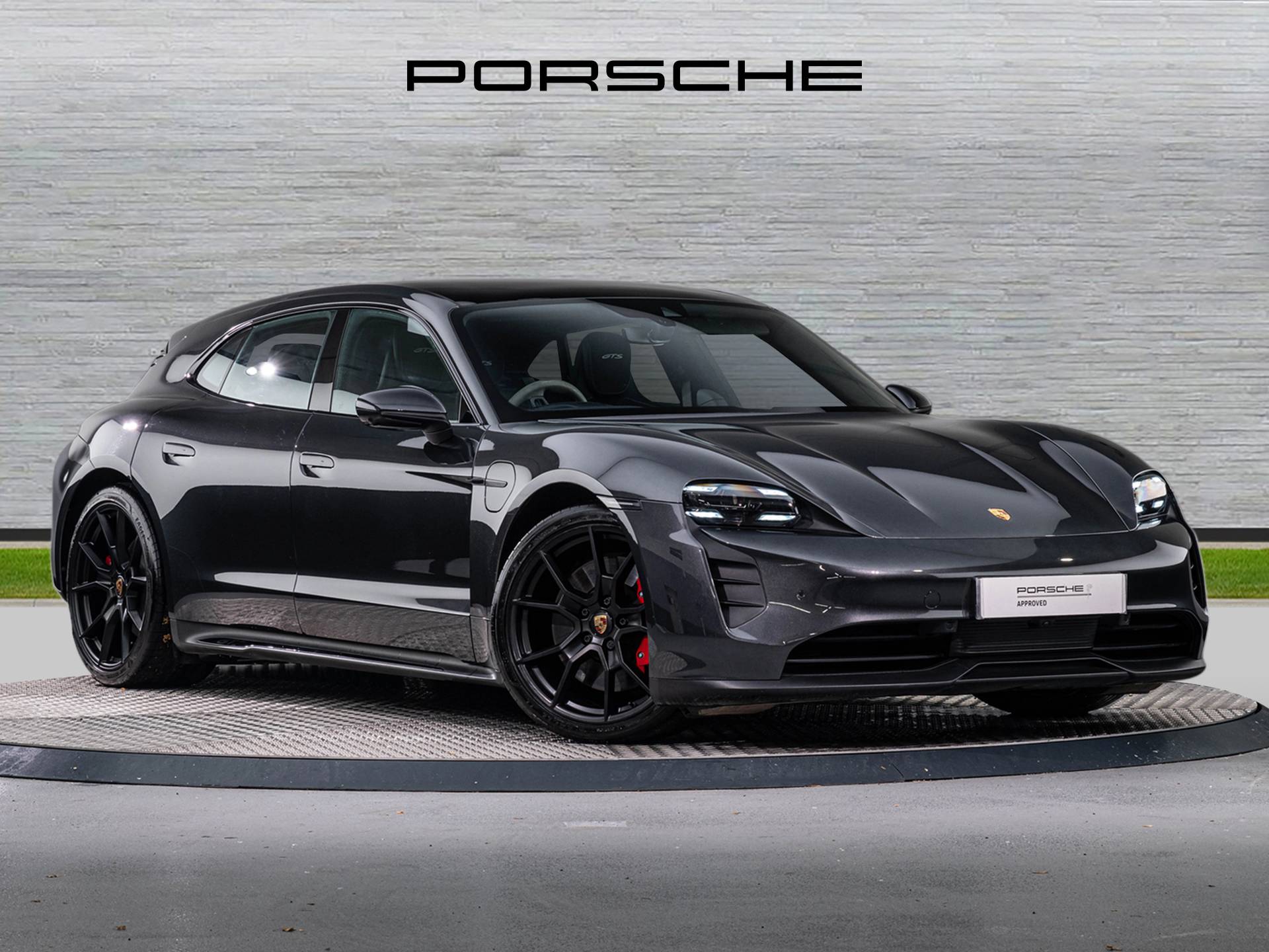 Taycan GTS Sport Turismo, photo 1 of 51