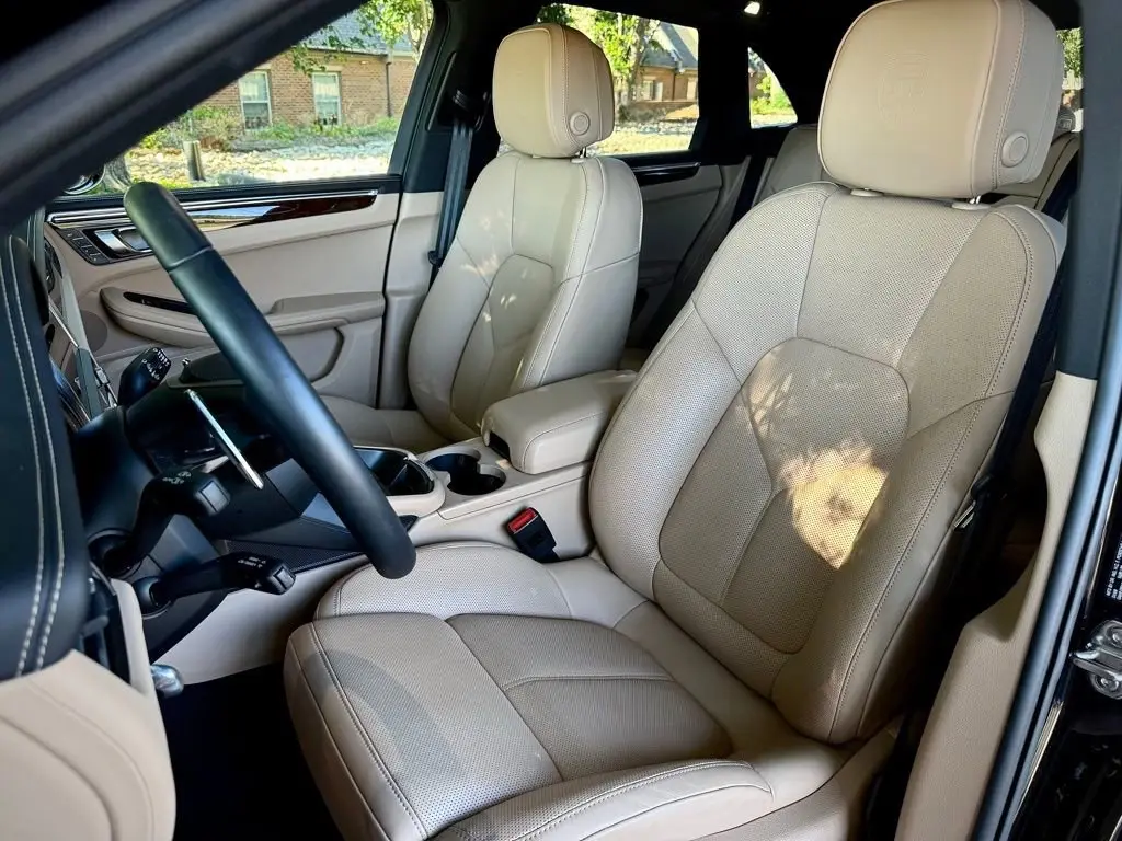2025 Porsche Macan S - Photo 40