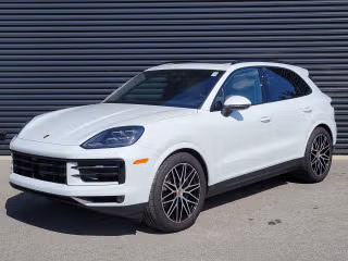 2025 Porsche Cayenne -'s photo