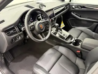2026 Porsche Macan Base - Photo 29