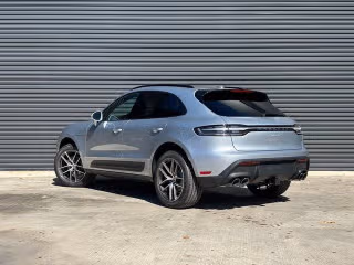2026 Porsche Macan Base - Photo 17
