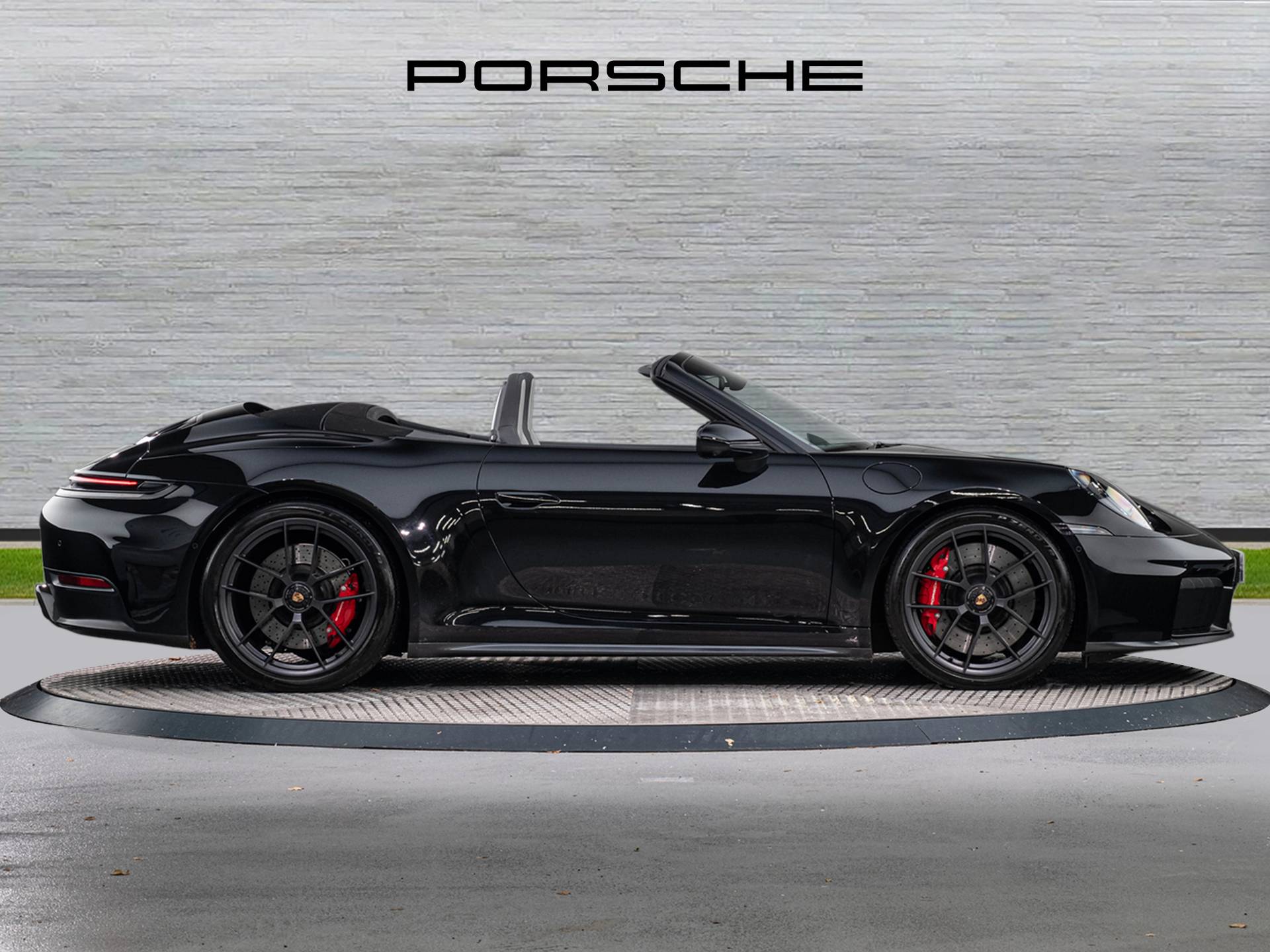 911 Carrera 4 GTS Cabriolet, photo 2 of 59