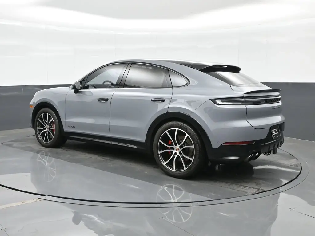 2025 Porsche Cayenne Coup GTS - Photo 24