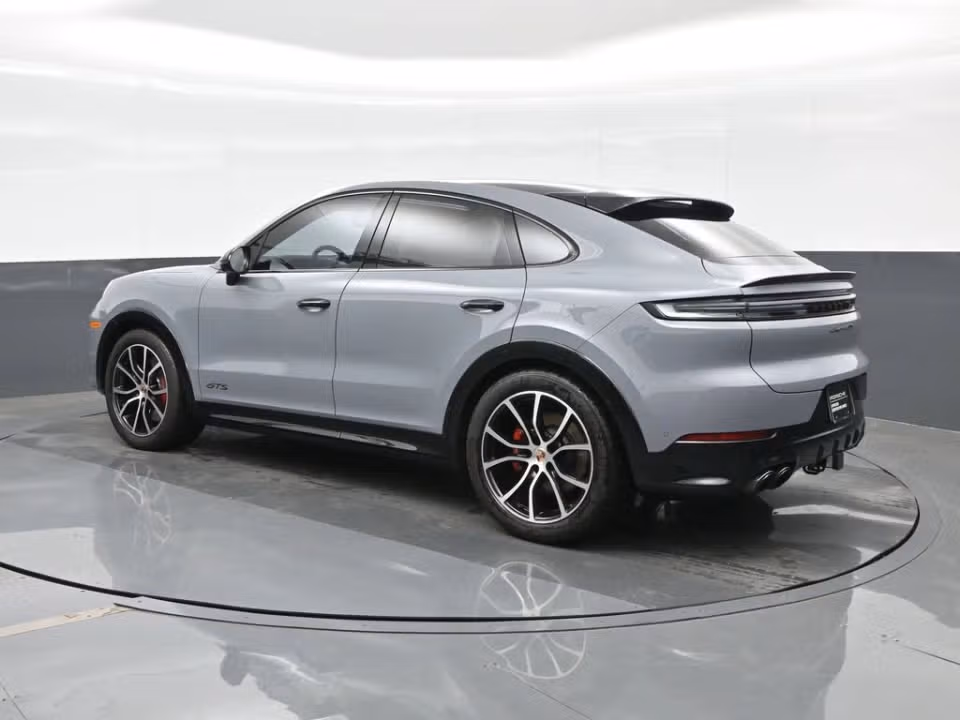 2025 Porsche Cayenne Coup GTS - Photo 19