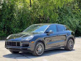 2022 Porsche Cayenne Turbo's photo