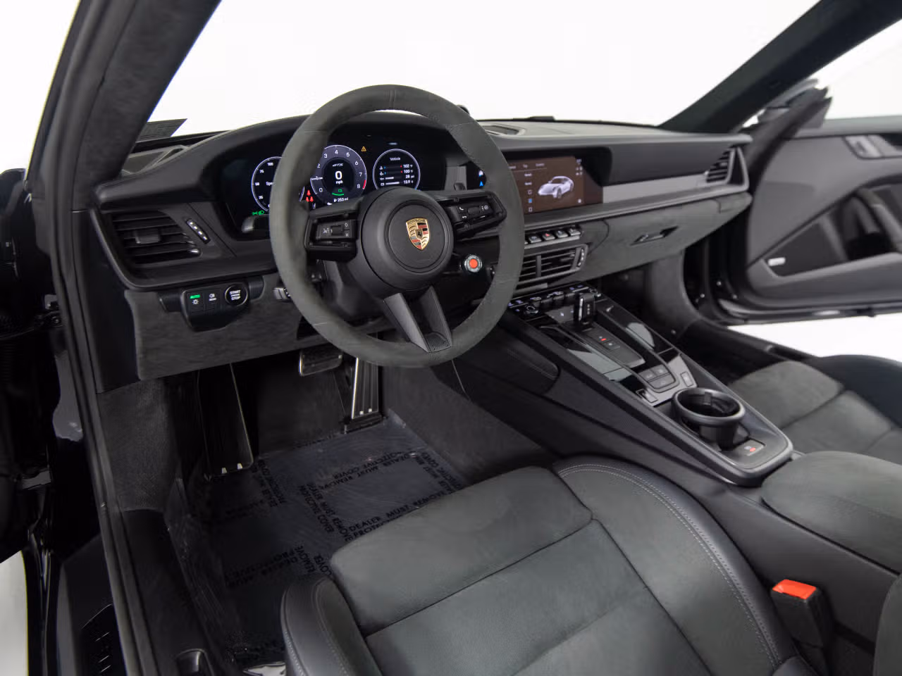2025 Porsche 911 GTS - Photo 28
