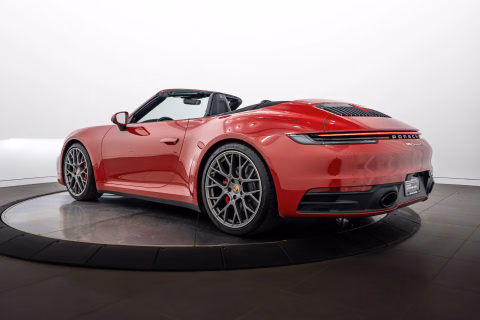 2024 Porsche 911 - Photo 19