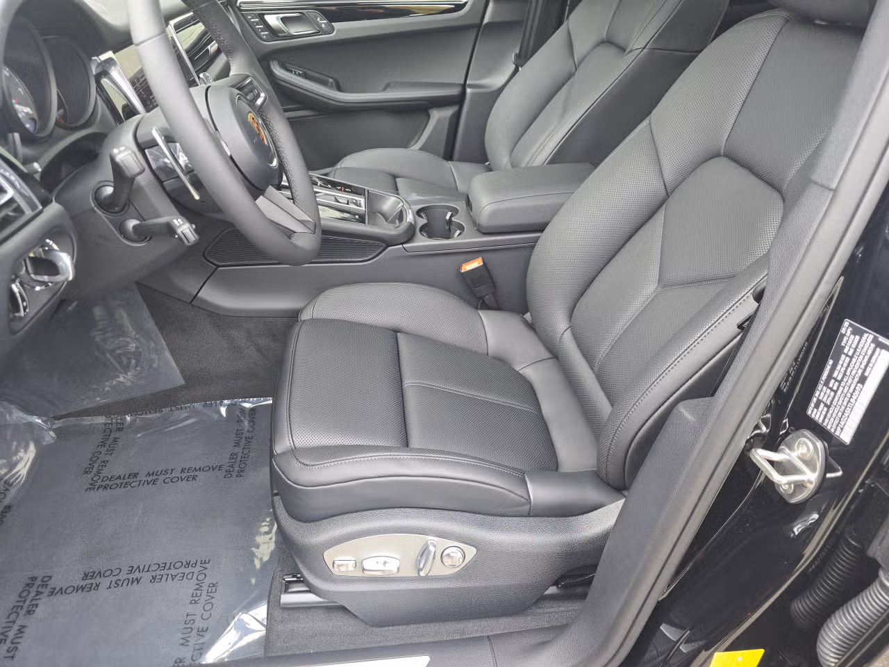 2026 Porsche Macan S - Photo 36