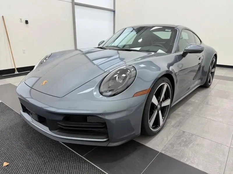 2026 Porsche 911 S - Photo 7