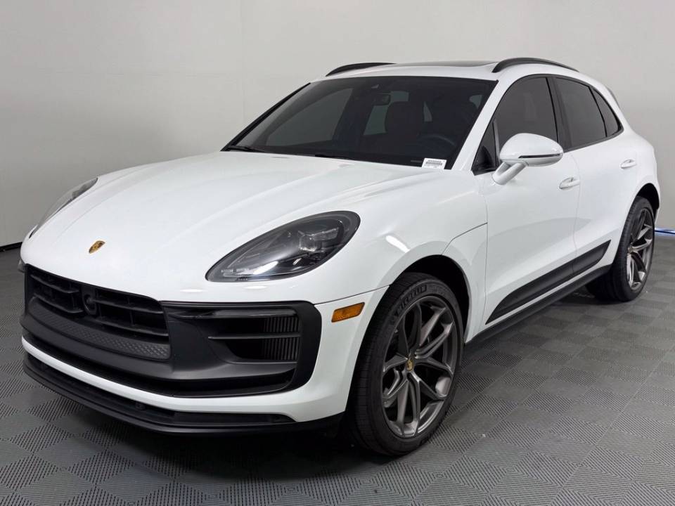 2025 Porsche Macan