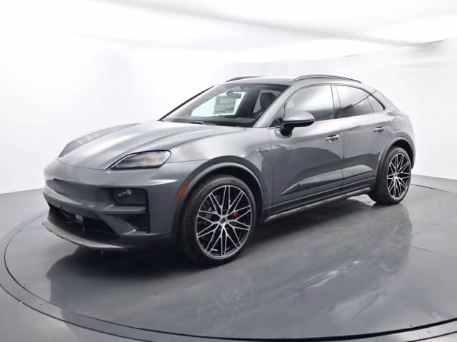 2026 Porsche Macan Turbo Electric - Photo 2