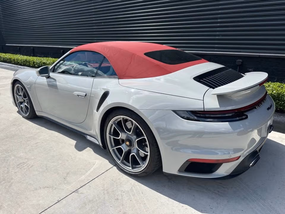 2021 Porsche 911 Turbo S - Photo 19