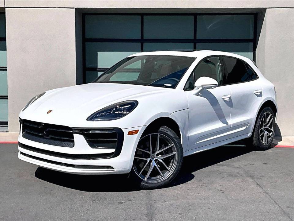 2026 Porsche Macan