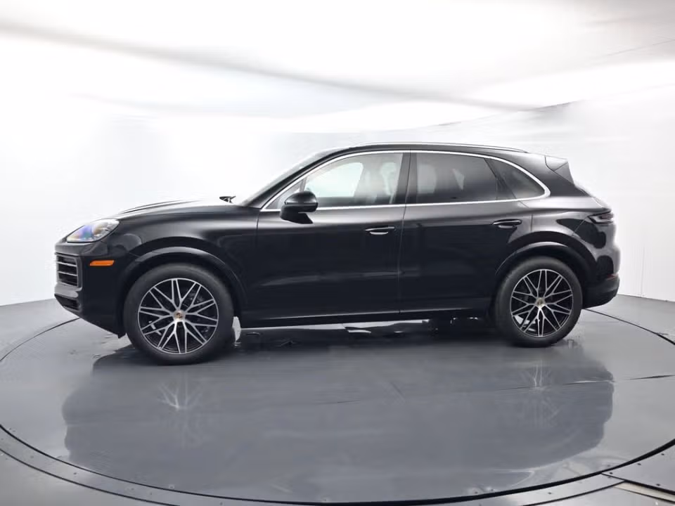 2025 Porsche Cayenne Base - Photo 11