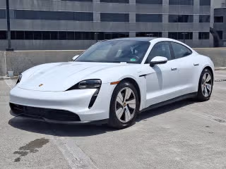 2023 Porsche Taycan -'s photo