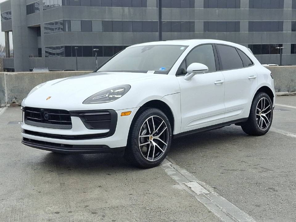 2026 Porsche Macan