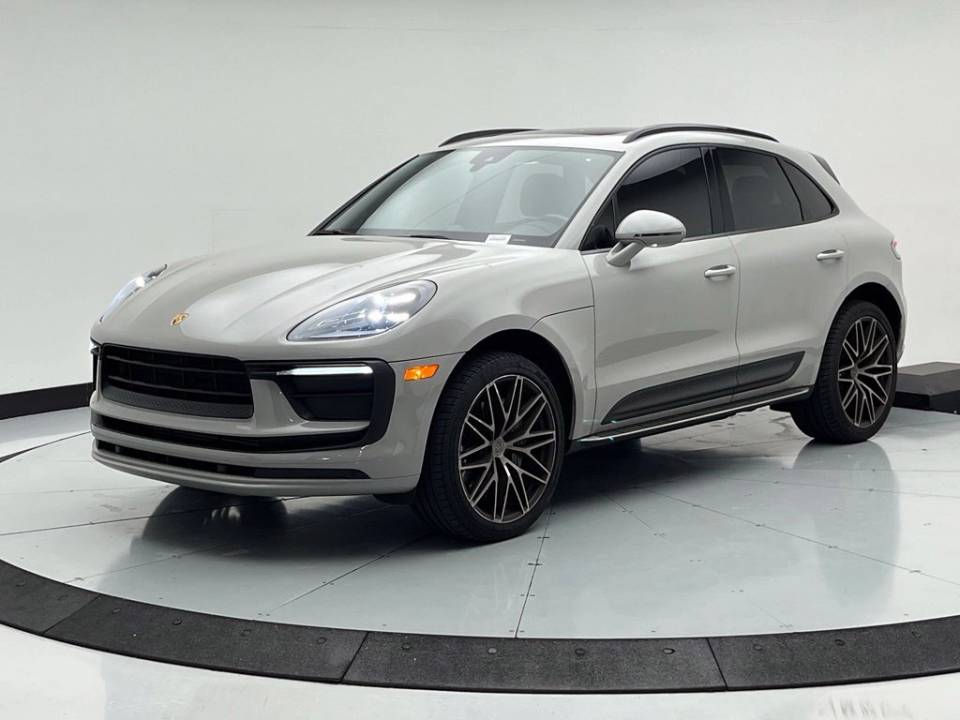 2022 Porsche Macan