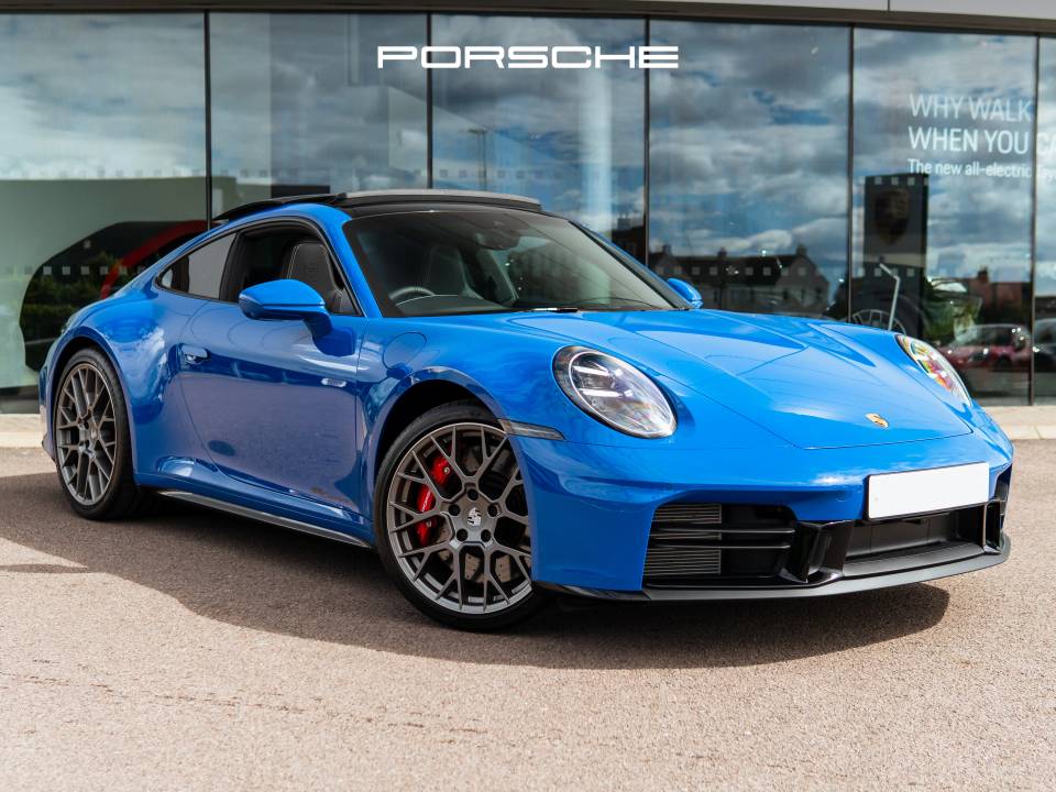 Porsche 911 2025