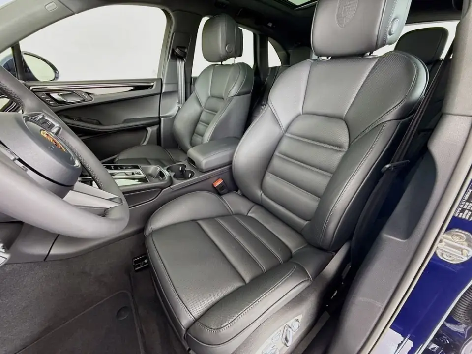 2026 Porsche Macan T - Photo 39
