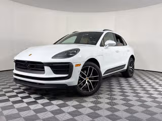 2023 Porsche Macan's photo