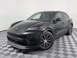 2025 Porsche Macan