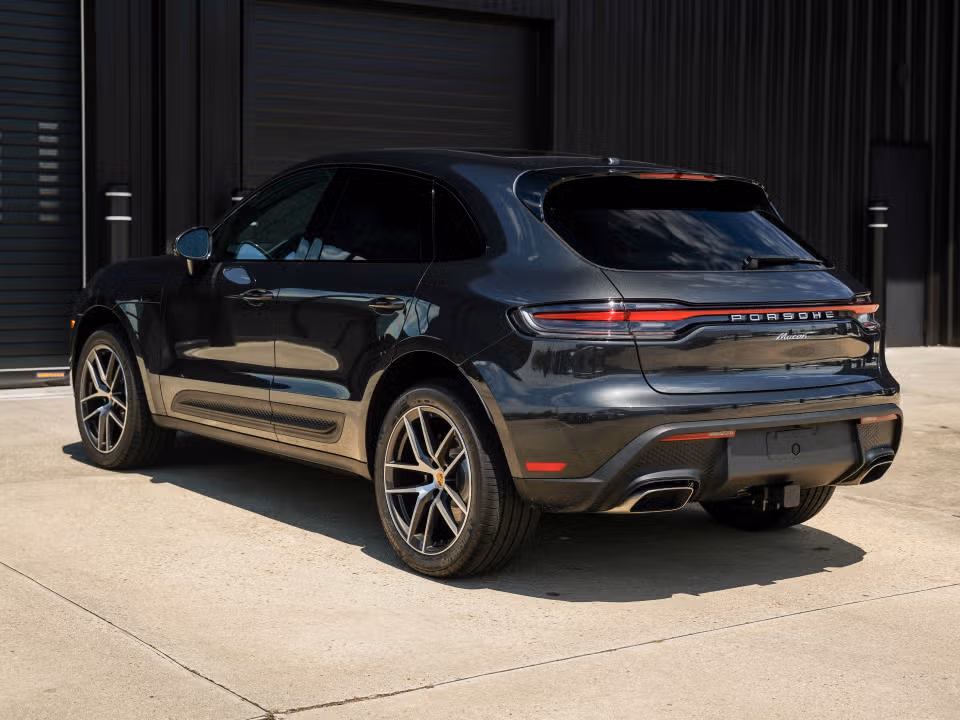 2026 Porsche Macan - Photo 19