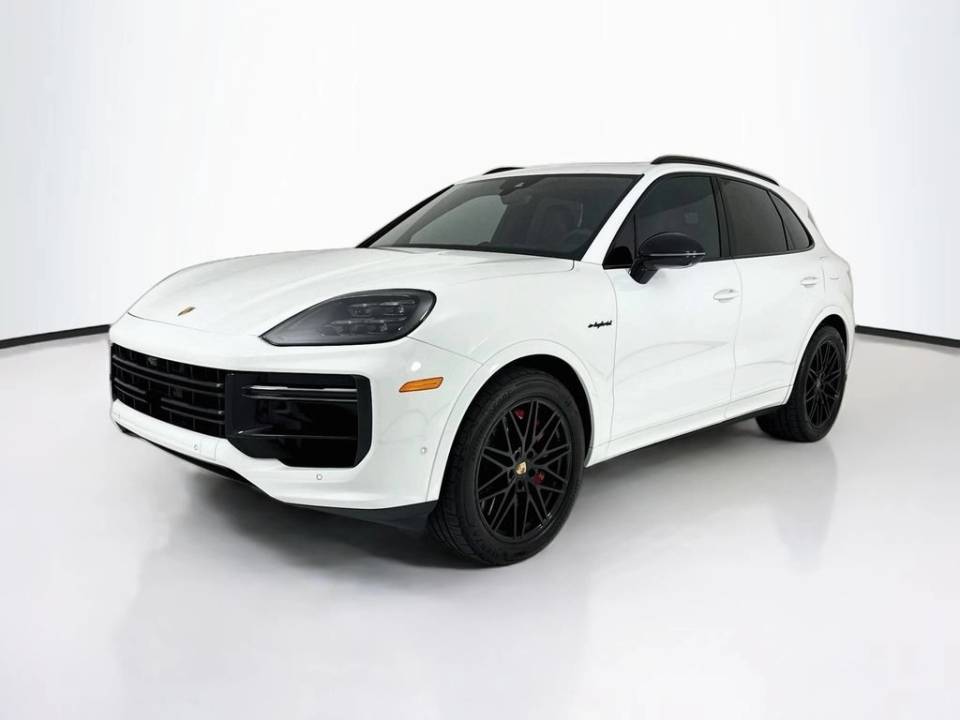 2024 Porsche Cayenne Turbo E-Hybrid
