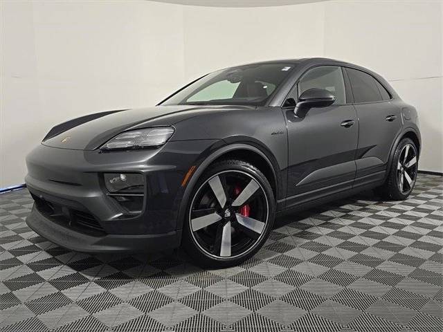 2025 Porsche Macan S
