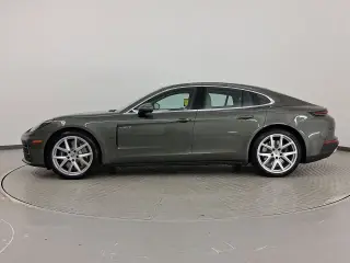 2026 Porsche Panamera 4 E-Hybrid - Photo 13