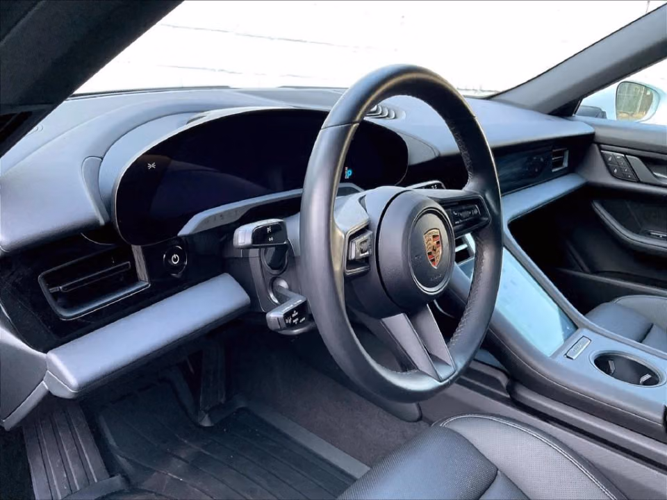 2024 Porsche Taycan Base - Photo 27