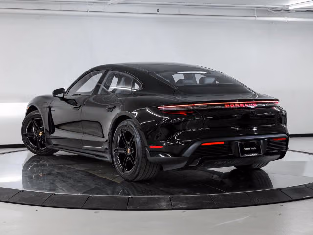 2026 Porsche Taycan Base - Photo 18