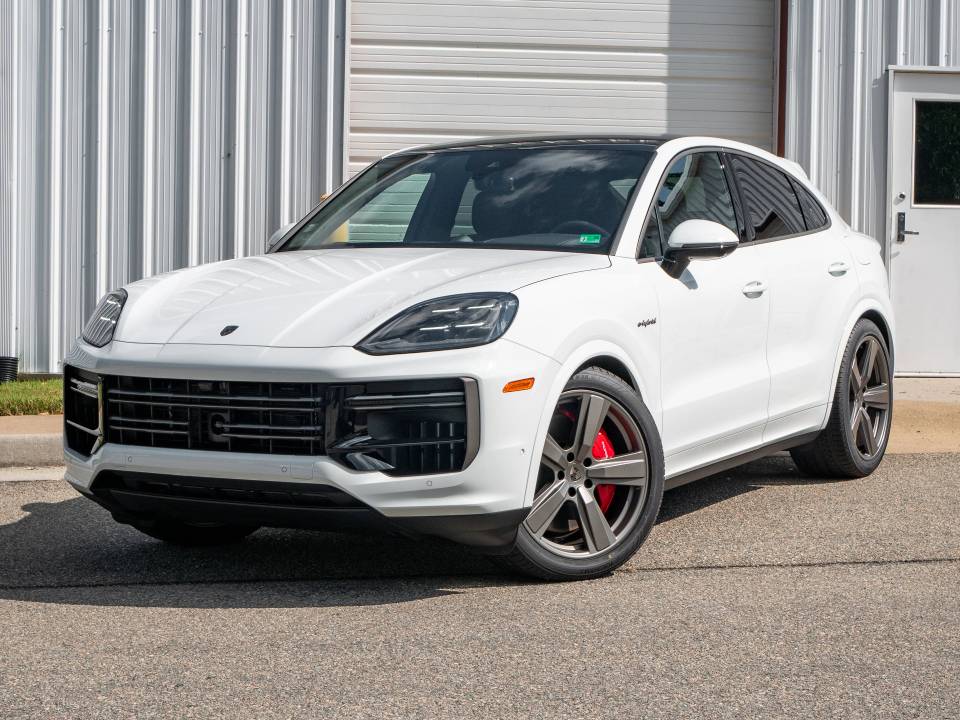 2025 Porsche Cayenne Coupe
