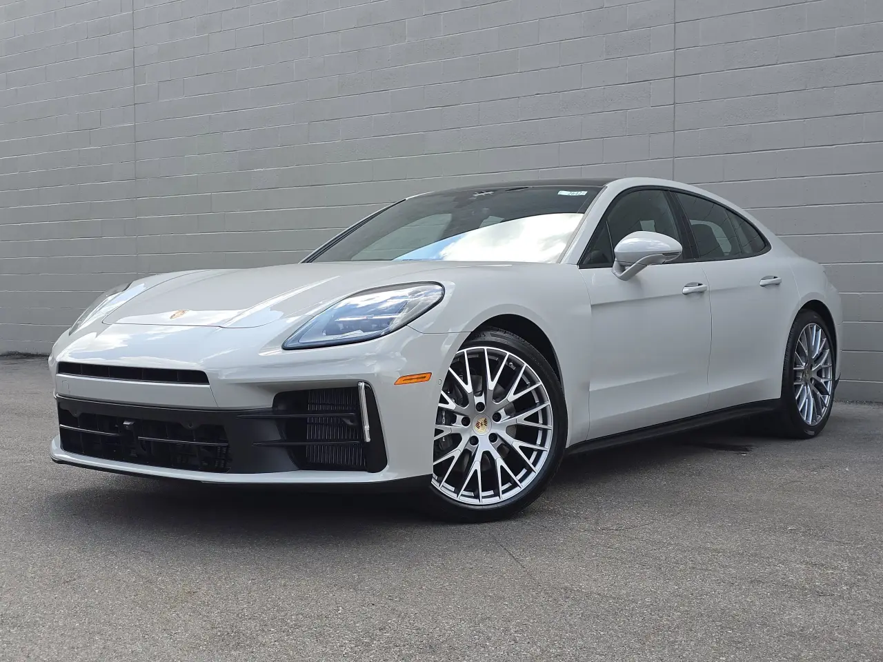 2025 Porsche Panamera Base - Photo 8
