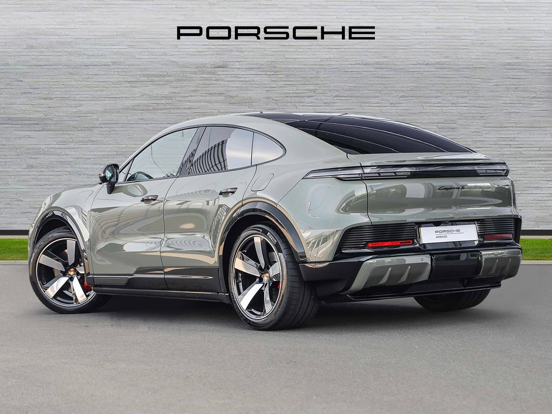 Cayenne Electric Coupé, photo 2 of 32