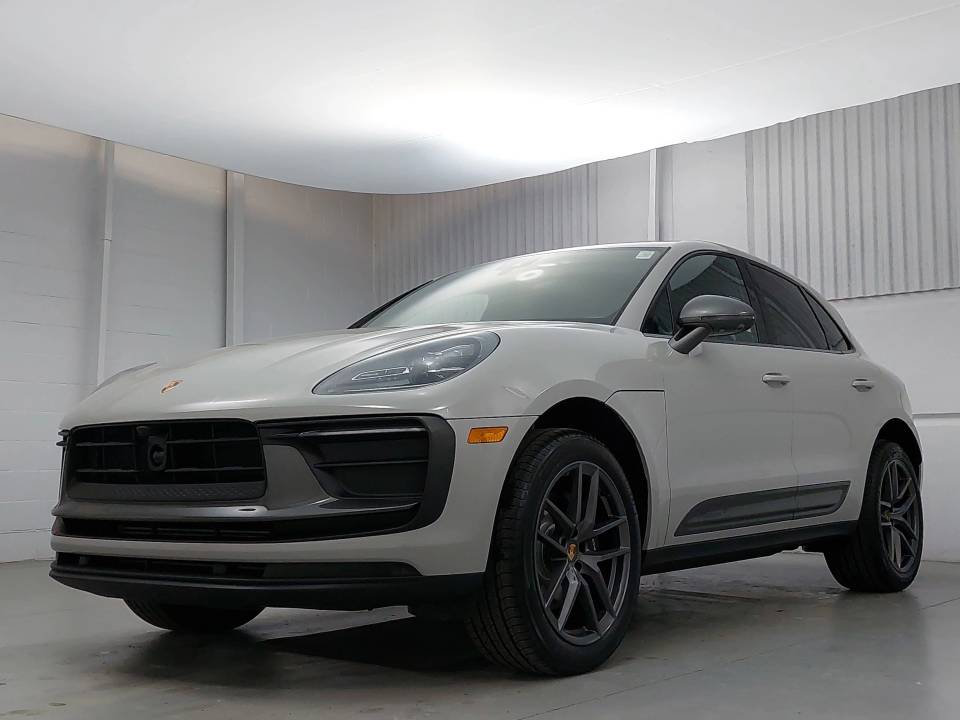 2026 Porsche Macan T