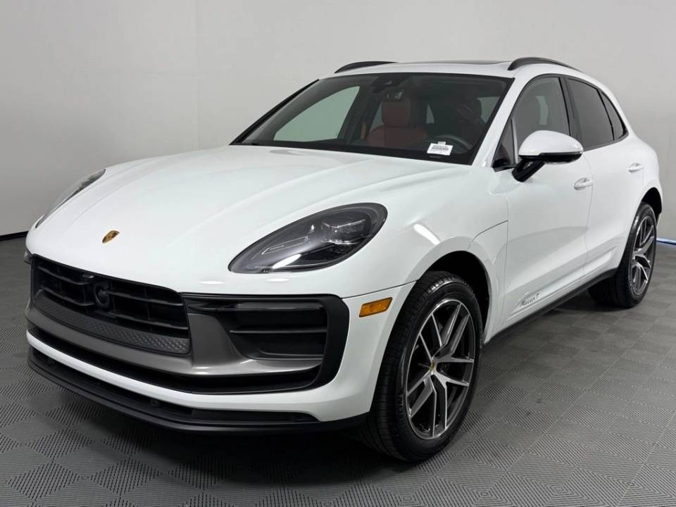 2026 Porsche Macan T