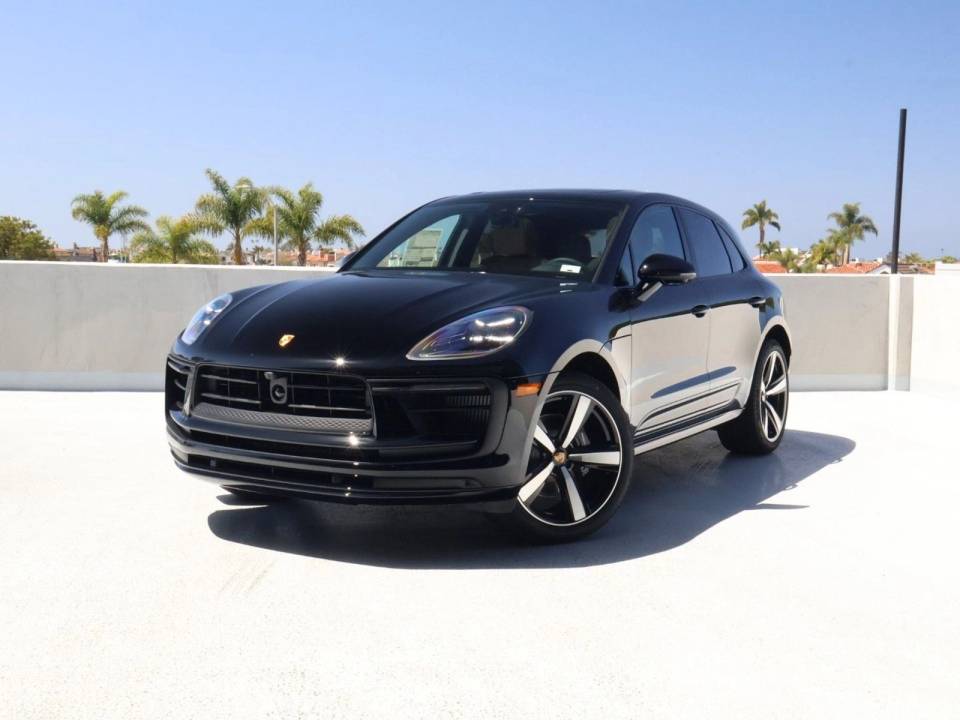 2026 Porsche Macan