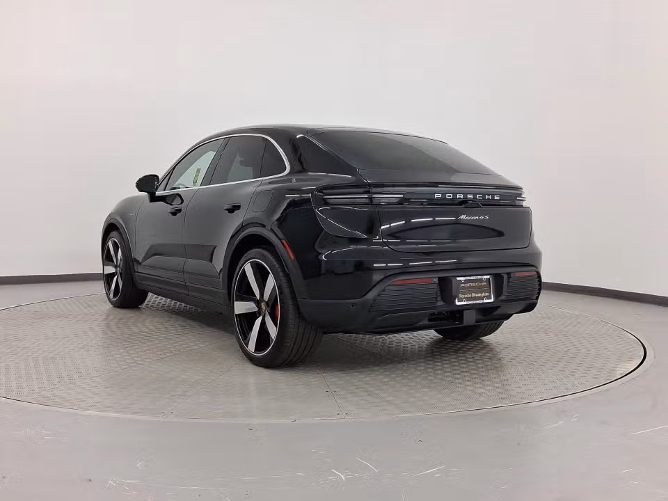 2025 Porsche Macan S - Photo 19
