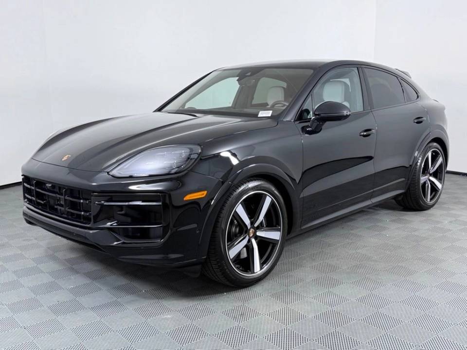 2025 Porsche Cayenne Coup GTS