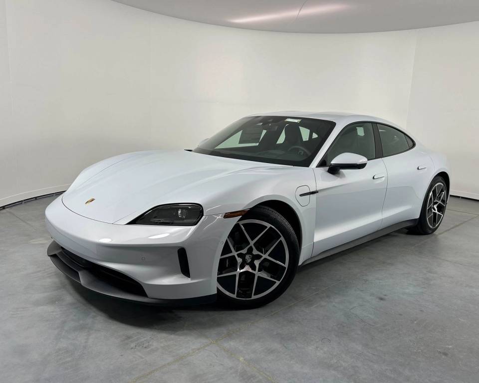 2025 Porsche Taycan